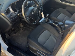 2013 Kia Ceed II, белый, 1000000 рублей, вид 4