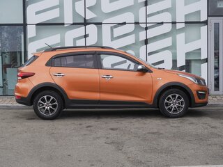 2019 Kia Rio X-Line IV, оранжевый, 1500000 рублей, вид 5