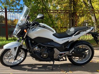 2017 Honda NC 750S, белый, 745000 рублей, вид 2