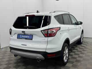 2017 Ford Kuga II Рестайлинг, белый, 1589000 рублей, вид 5