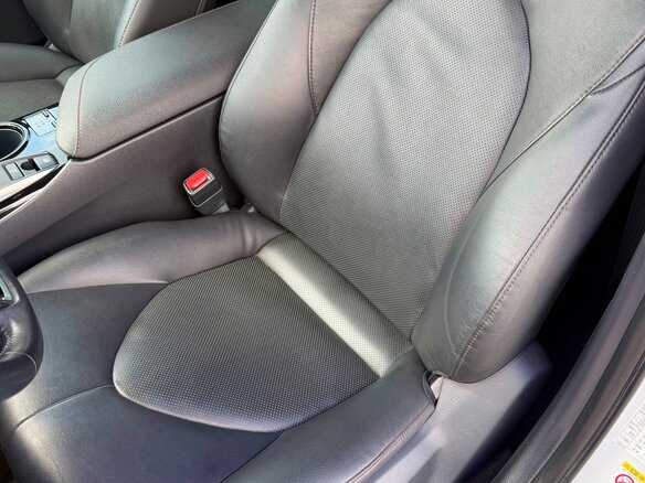 2018 Toyota Camry VIII (XV70), белый - вид 9