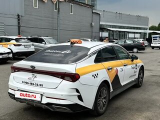2021 Kia K5 III, белый, 1390000 рублей, вид 5