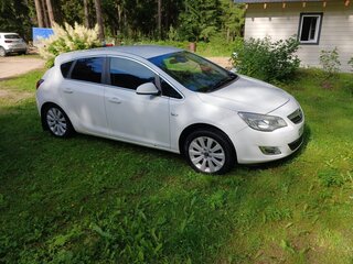 2010 Opel Astra J, белый, 680000 рублей, вид 3