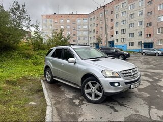 2007 Mercedes-Benz M-Класс 350 II (W164), серебристый, 825000 рублей, вид 3