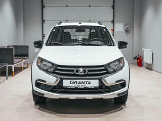 2026 Lada (ВАЗ) Granta Cross I Рестайлинг, белый, 1196000 рублей, вид 3