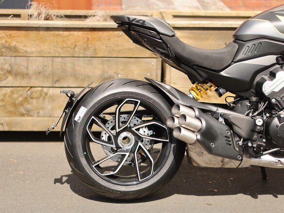 2026 Ducati Diavel V4, чёрный, 3200000 рублей - вид 5