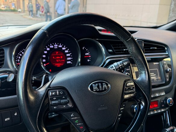 2017 Kia Ceed II Рестайлинг, чёрный - вид 11