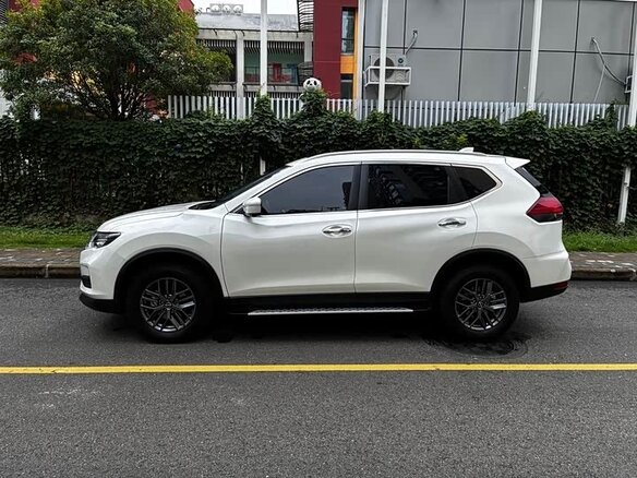 2026 Nissan X-Trail III Рестайлинг 2, белый, 1750285 рублей - вид 4