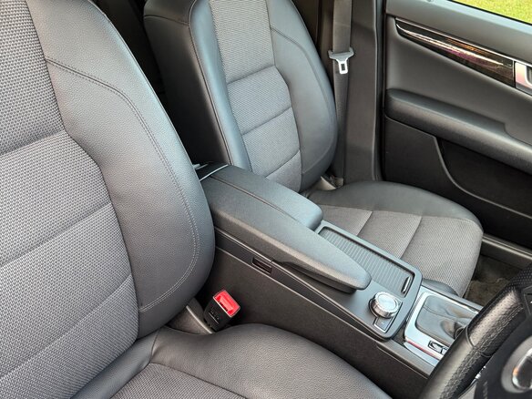 2011 Mercedes-Benz C-Класс 200 III (W204) Рестайлинг, белый, 1400000 рублей - вид 13