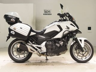 2016 Honda NC 750X, белый, 705000 рублей, вид 2