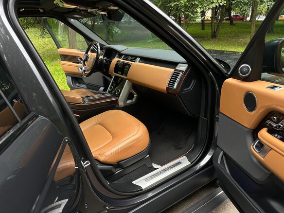 2021 Land Rover Range Rover IV Рестайлинг, серый, 8000000 рублей - вид 16