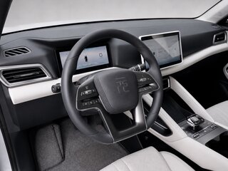 2025 BYD Yuan Up 45.12 kWh, серебристый, 1580007 рублей, вид 5