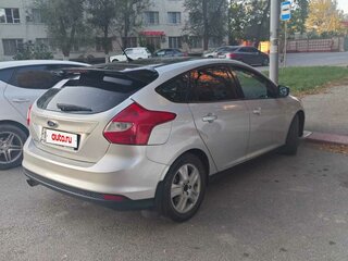 2011 Ford Focus III, серебристый, 600000 рублей, вид 4