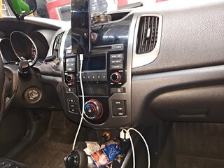 2010 Kia Cerato Koup II, серебристый, 950000 рублей, вид 4