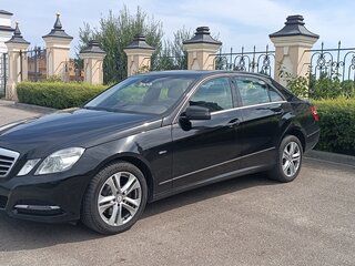 2010 Mercedes-Benz E-Класс 250 5G-Tronic IV (W212, S212, C207), чёрный, 1630000 рублей, вид 1