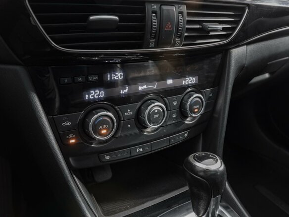 2013 Mazda 6 III (GJ), синий - вид 13