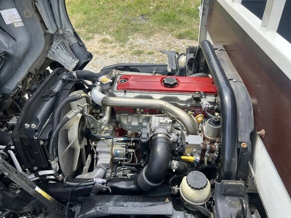 2004 Toyota Dyna, белый, 1450000 рублей - вид 23