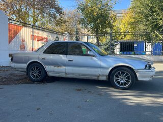 1990 Toyota Cresta III (X80), белый, 240000 рублей, вид 2