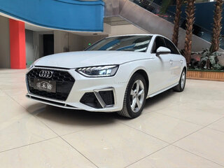 2023 Audi A4 35 TFSI Long V (B9) Рестайлинг, белый, 2430000 рублей, вид 3