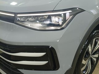 2026 Volkswagen Tharu XR, серый, 2350000 рублей, вид 3