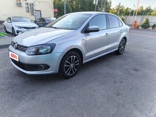 2015 Volkswagen Polo V, серебристый, 720000 рублей, вид 1