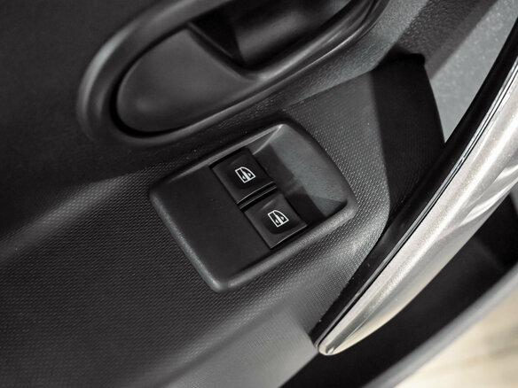 2019 Renault Logan Stepway II Рестайлинг, серый, 1350000 рублей - вид 12