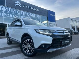 2015 Mitsubishi Outlander III Рестайлинг 2, белый, 1815000 рублей, вид 1