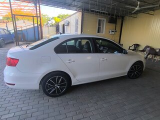 2012 Volkswagen Jetta VI, белый, 1300000 рублей, вид 2