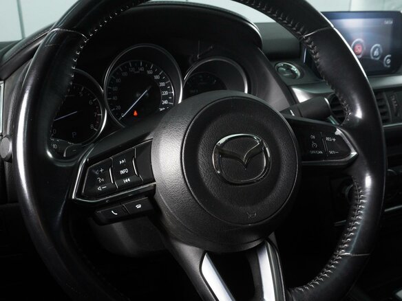 2018 Mazda 6 III (GJ) Рестайлинг, белый, 1899000 рублей - вид 15