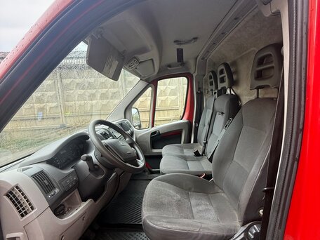 2010 Peugeot Boxer, красный, 800000 рублей, вид 5