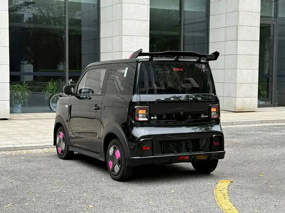 2026 Geely Panda Mini I, чёрный, 850000 рублей - вид 1