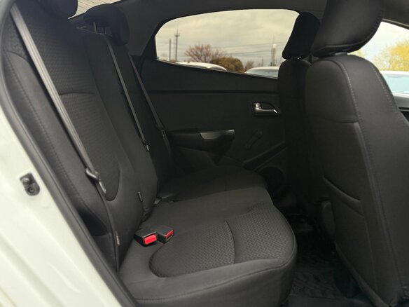 2015 Kia Rio III Рестайлинг, белый, 1080000 рублей - вид 15