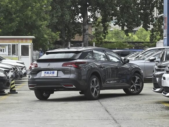 2026 Citroen C5 X, серый - вид 6