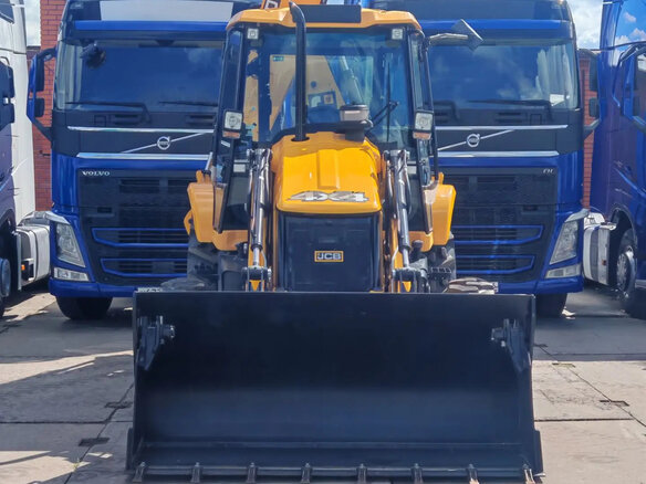 2024 JCB 3DX, жёлтый, 9410000 рублей - вид 2