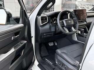 2026 Toyota Sequoia III, белый, 15990000 рублей, вид 4