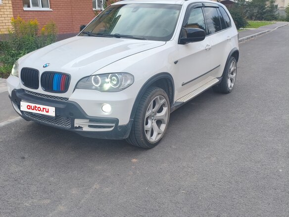 2007 BMW X5 48i II (E70), белый, 1500000 рублей