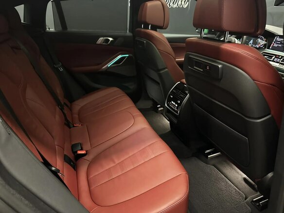 2020 BMW X6 40i III (G06), коричневый, 8190000 рублей - вид 26