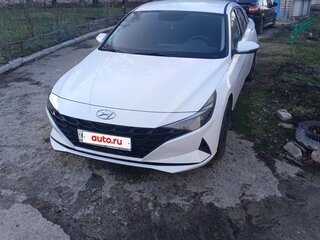 2021 Hyundai Elantra VII (CN7), белый, 2000000 рублей, вид 3