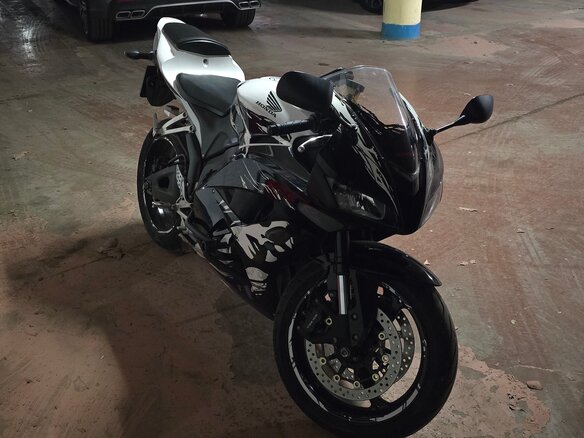 2010 Honda CBR 600RR, чёрный, 900000 рублей - вид 11