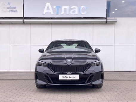 BMW 5 серии VIII (G60/G61/G68)