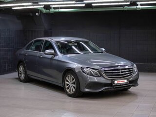 2018 Mercedes-Benz E-Класс 200 V (W213, S213, C238), серый, 1745000 рублей, вид 3