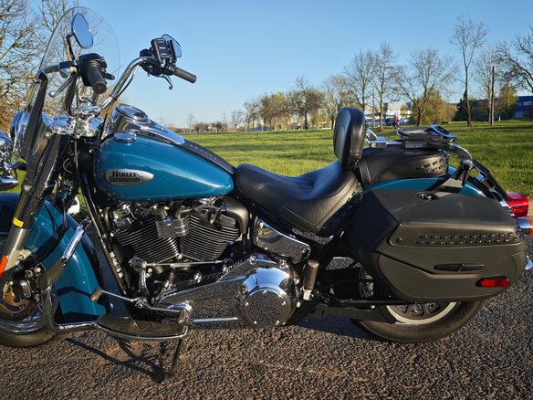 2021 Harley-Davidson Softail Standard, синий, 1570739 рублей - вид 10
