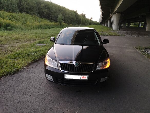 2011 Skoda Octavia II (A5) Рестайлинг, чёрный, 950000 рублей