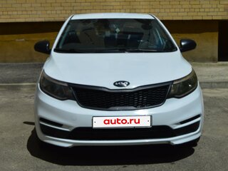 2015 Kia Rio III Рестайлинг, белый, 620000 рублей, вид 1