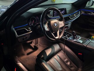 2018 BMW 7 серии Long 730Ld xDrive VI (G11/G12), чёрный, 3600000 рублей, вид 4