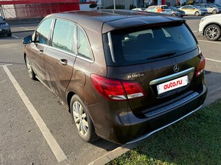 2017 Mercedes-Benz B-Класс 180 CDI II (W246) Рестайлинг, коричневый, 1370000 рублей, вид 4
