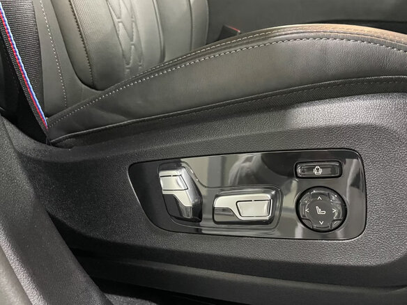 2025 BMW X7 40d I (G07) Рестайлинг, чёрный, 13280000 рублей - вид 18