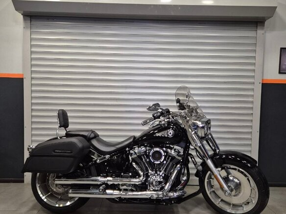 2026 Harley-Davidson Fat Boy, чёрный, 3600000 рублей - вид 1