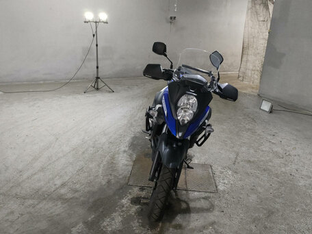 2024 Suzuki V-Strom DL 650, белый, 1001000 рублей, вид 3