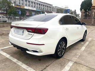 2022 Kia K3 II (China Market), белый, 1225000 рублей, вид 5